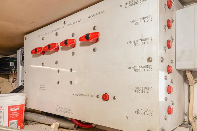 Slide: The Image of Viking 55 Convertible 1999 - 65