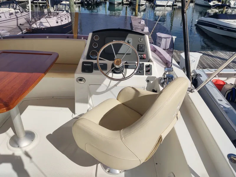 Slide: The Image of Beyond the Moon  - 9