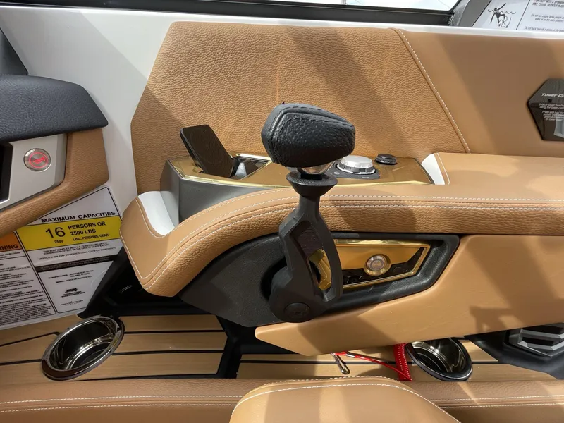 Slide: The Image of Nautique G23 2025 - 15