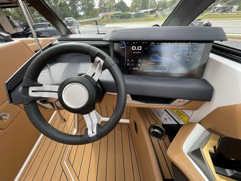 Slide: The Image of Nautique G23 2025 - 16