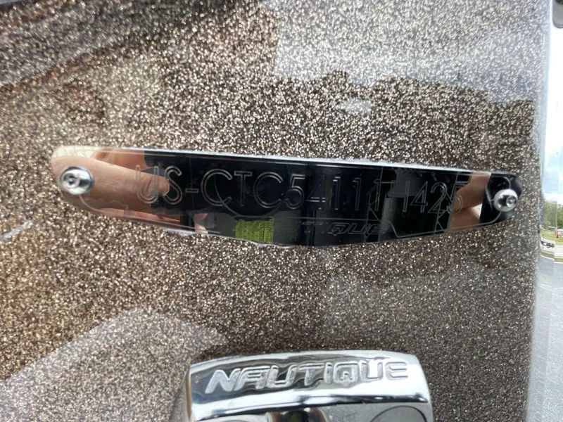 Slide: The Image of Nautique G23 2025 - 2