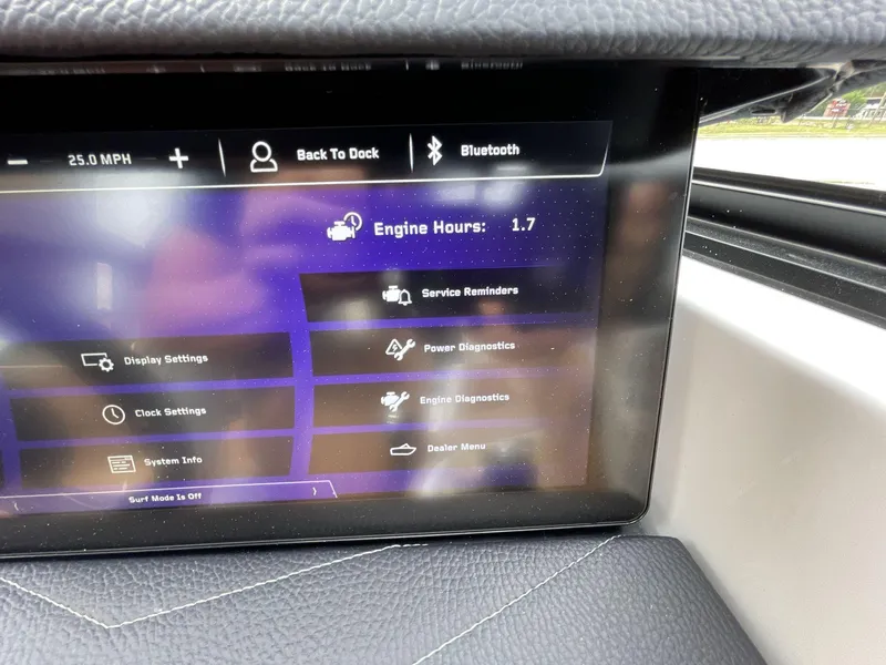 Slide: The Image of Nautique G23 2025 - 4