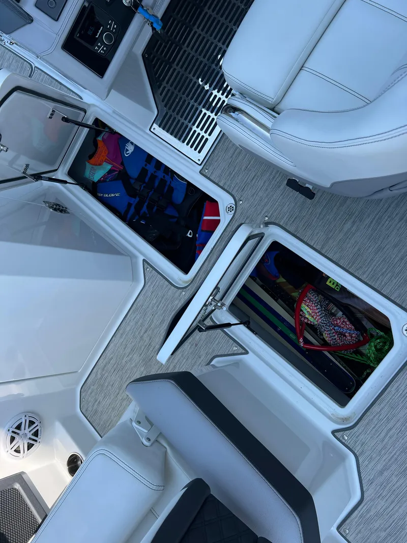 Slide: The Image of Cobalt R6 2021 - 26