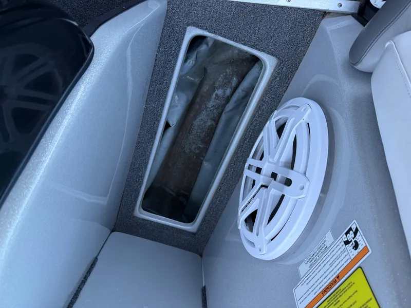 Slide: The Image of Sanger V215 XTZ 2016 - 12