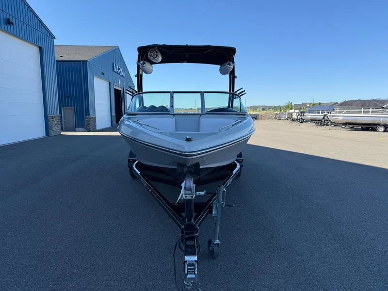 Slide: The Image of Sanger V215 XTZ 2016 - 3