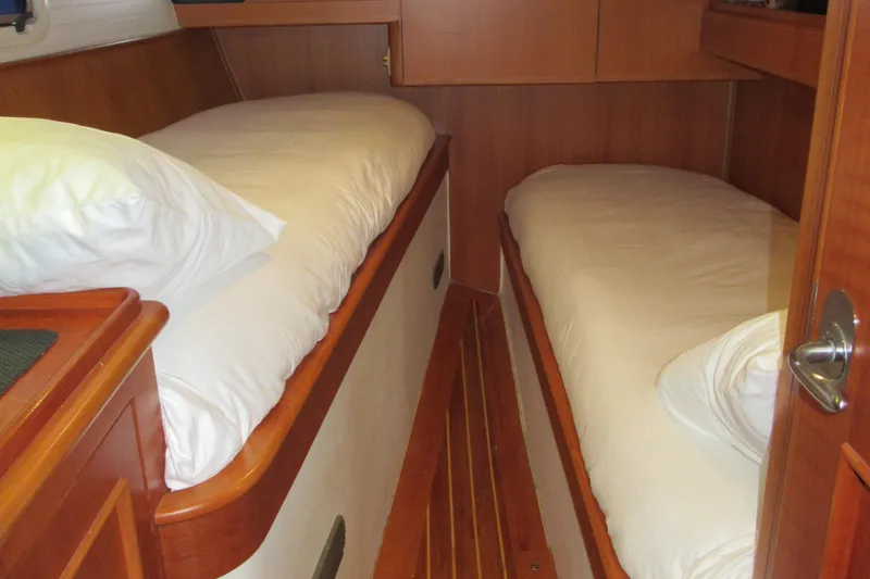 Slide: The Image of Crew quarters - 16