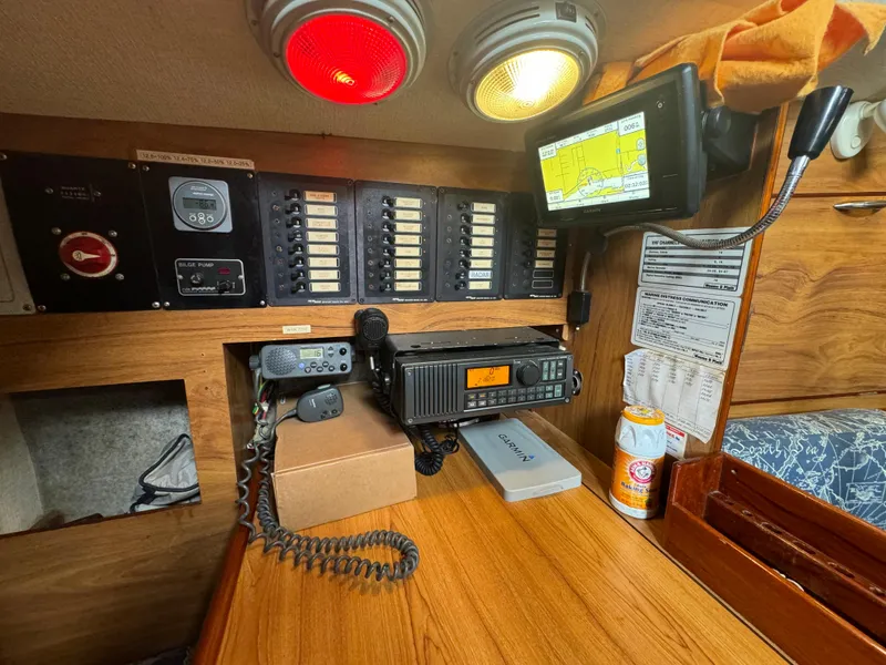 Slide: The Image of Moody 36 classic 1979 - 54