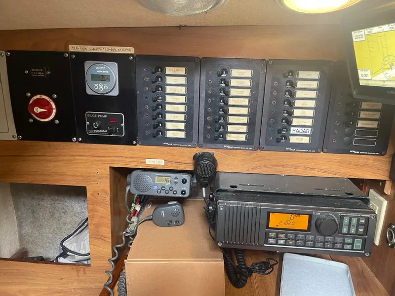 Slide: The Image of Moody 36 classic 1979 - 55