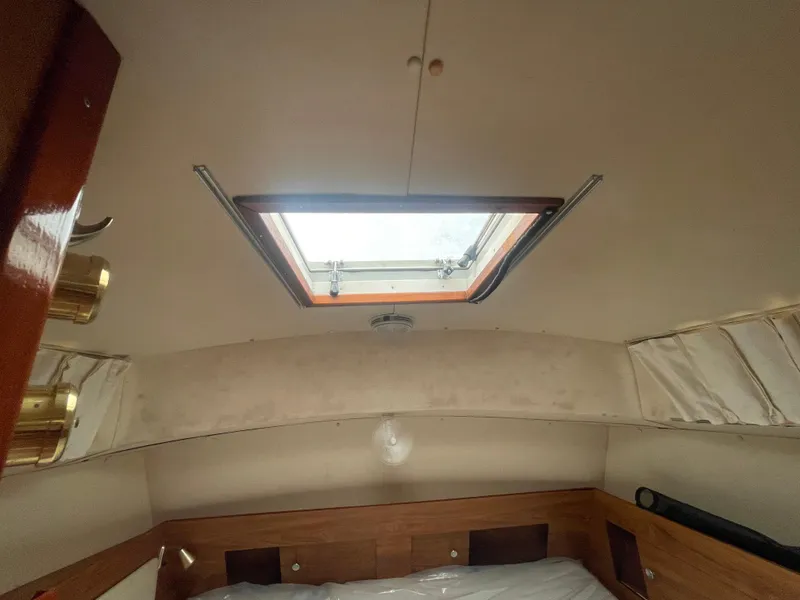 Slide: The Image of Moody 36 classic 1979 - 63