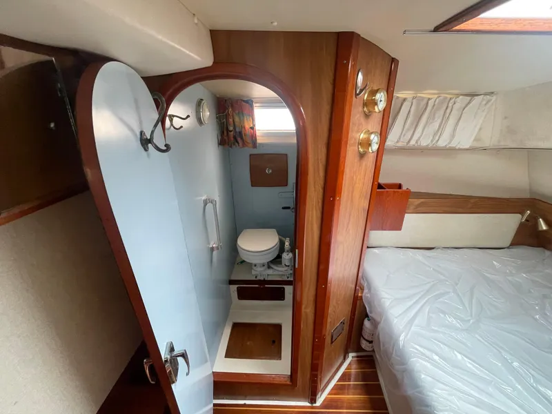 Slide: The Image of Moody 36 classic 1979 - 65