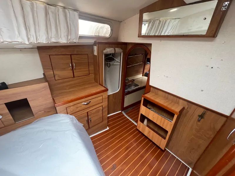 Slide: The Image of Moody 36 classic 1979 - 69