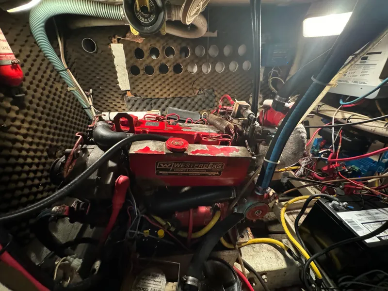 Slide: The Image of Moody 36 classic 1979 - 76