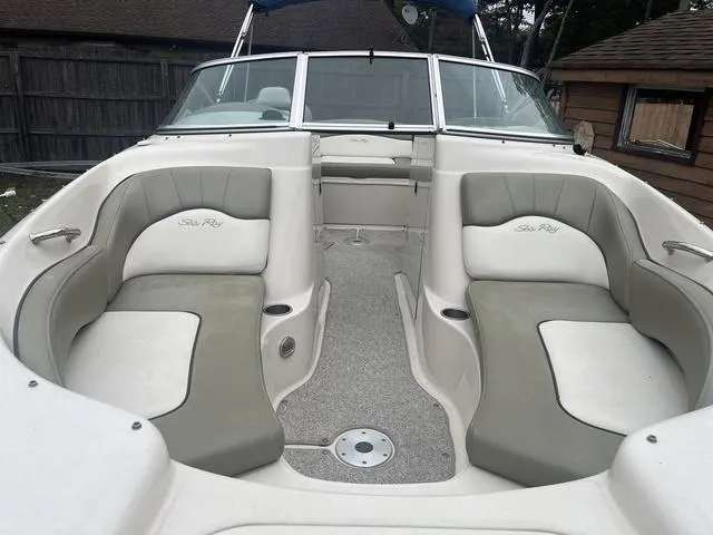 Slide: The Image of Sea Ray 200 SPORT BR 2007 - 6