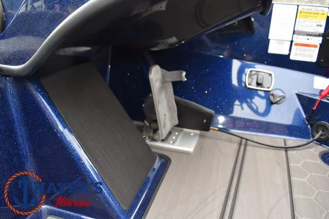 Slide: The Image of Nitro Z19 Pro 2025 - 32