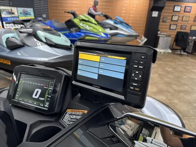 Slide: The Image of Kawasaki Ultra 160 2025 - 10