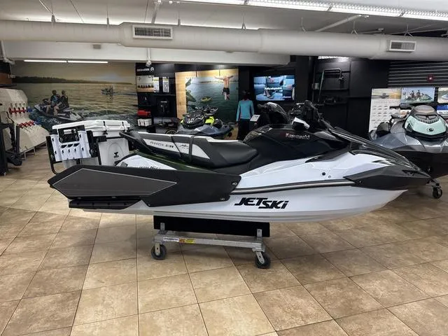 Slide: The Image of Kawasaki Ultra 160 2025 - 3