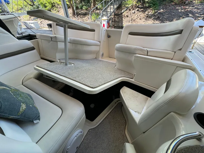 Slide: The Image of Sea Ray 38 Sundancer 2006 - 51