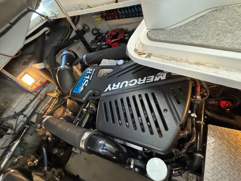 Slide: The Image of Sea Ray 38 Sundancer 2006 - 58