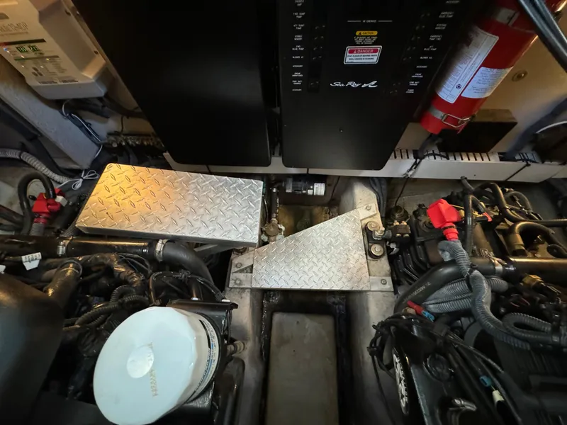 Slide: The Image of Sea Ray 38 Sundancer 2006 - 62