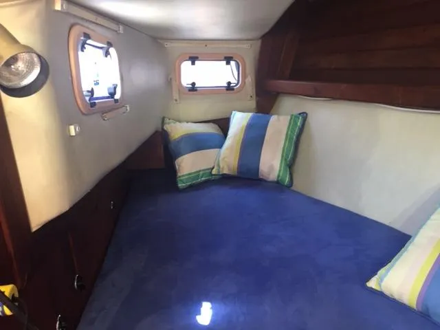 Slide: The Image of Large quarter berth - 26