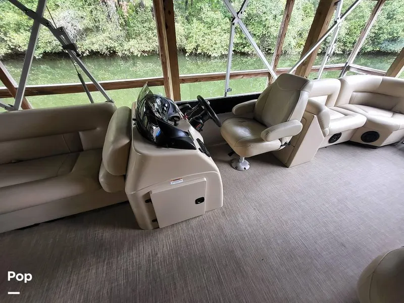 Slide: The Image of 2017 Landau Island Breeze 252 for sale in Hot Springs, AR - 13