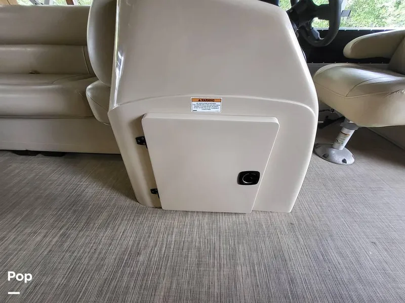 Slide: The Image of 2017 Landau Island Breeze 252 for sale in Hot Springs, AR - 21