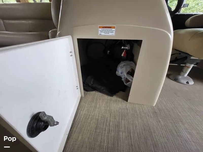 Slide: The Image of 2017 Landau Island Breeze 252 for sale in Hot Springs, AR - 22