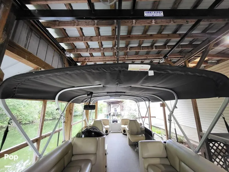 Slide: The Image of 2017 Landau Island Breeze 252 for sale in Hot Springs, AR - 42
