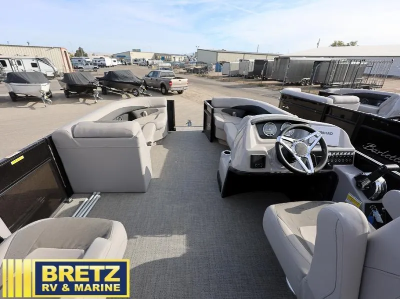 Slide: The Image of Interior of 2025 Aria Ultra-Lounge A22UC boat at Bretz RV & Marine dealership. - 11