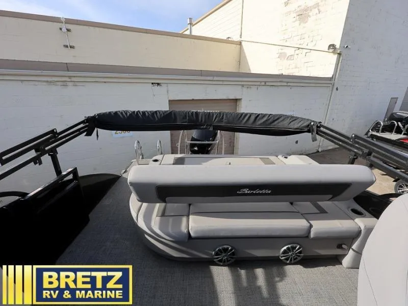 Slide: The Image of Aria Ultra-Lounge A22UC 2025 boat at Bretz RV & Marine dealership. - 9