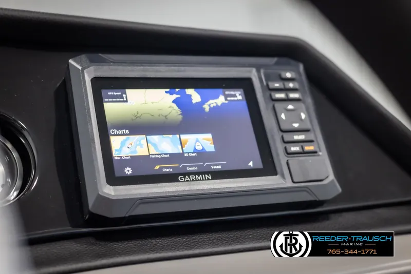 Slide: The Image of Garmin navigation system on 2025 Bennington 23 SSBSE boat dashboard, featuring chart display. - 29