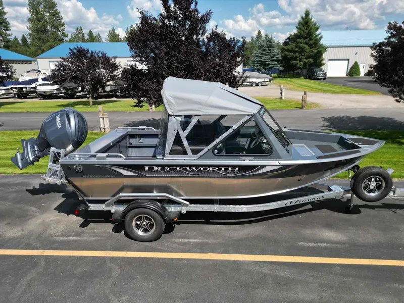 The Image of Duckworth 18 ADV XT 2024 - 1