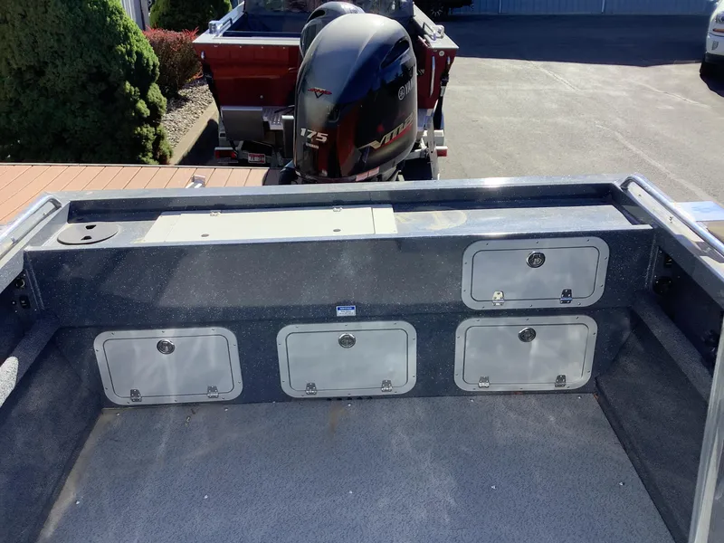 Slide: The Image of Duckworth 20 NAV SPT 2023 - 4