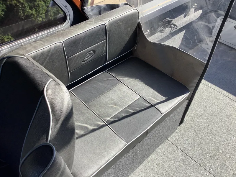 Slide: The Image of Duckworth 20 NAV SPT 2023 - 9