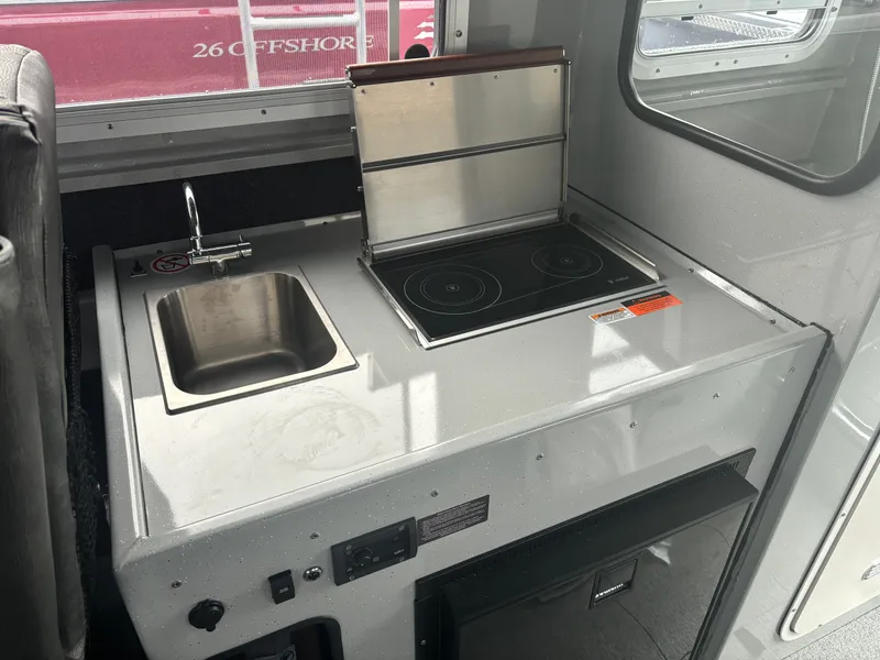 Slide: The Image of Duckworth 28 Offshore 2024 - 17