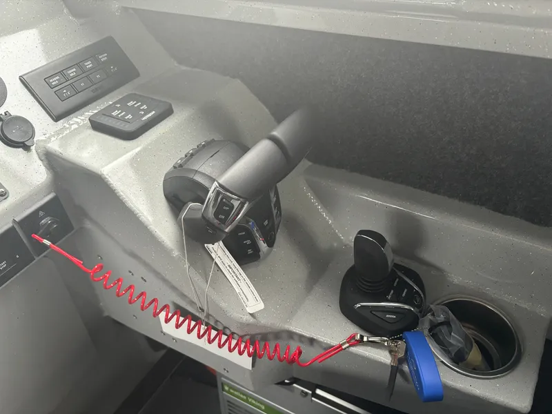 Slide: The Image of Duckworth 28 Offshore 2024 - 22