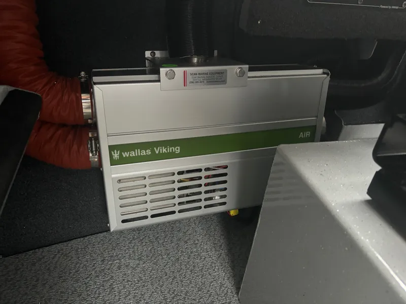 Slide: The Image of Duckworth 28 Offshore 2024 - 28