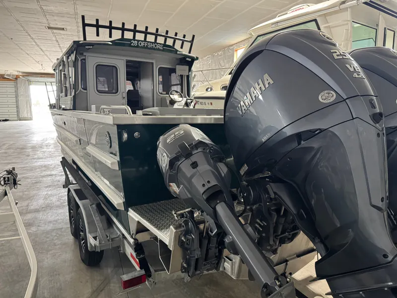 Slide: The Image of Duckworth 28 Offshore 2024 - 5