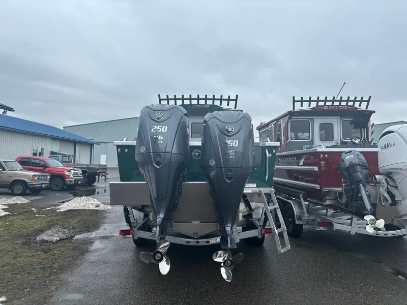 Slide: The Image of Duckworth 28 Offshore 2024 - 6