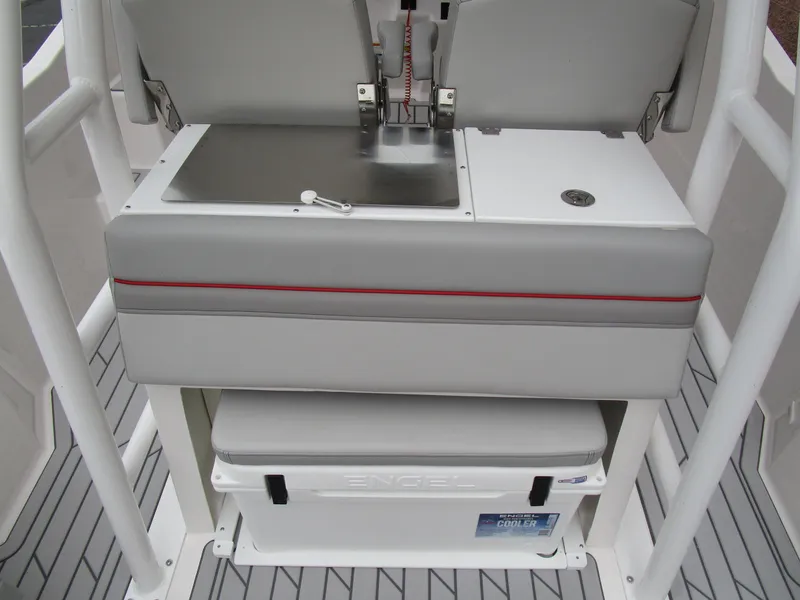 Slide: The Image of Solara S-250 CW 2025 boat interior with storage and seating area. - 18
