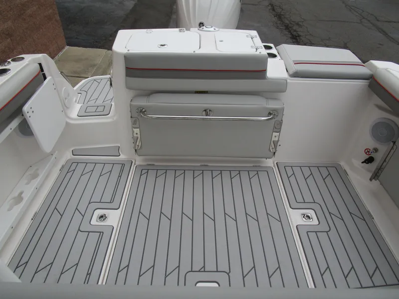 Slide: The Image of Solara S-250 CW 2025 - 50