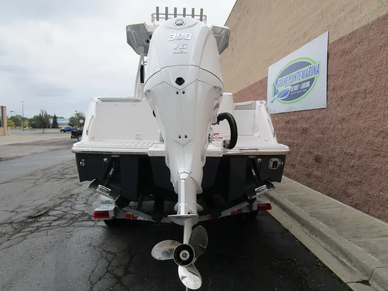 Slide: The Image of Rear view of 2025 Solara S-250 CW boat with powerful 300 V8 engine. - 7