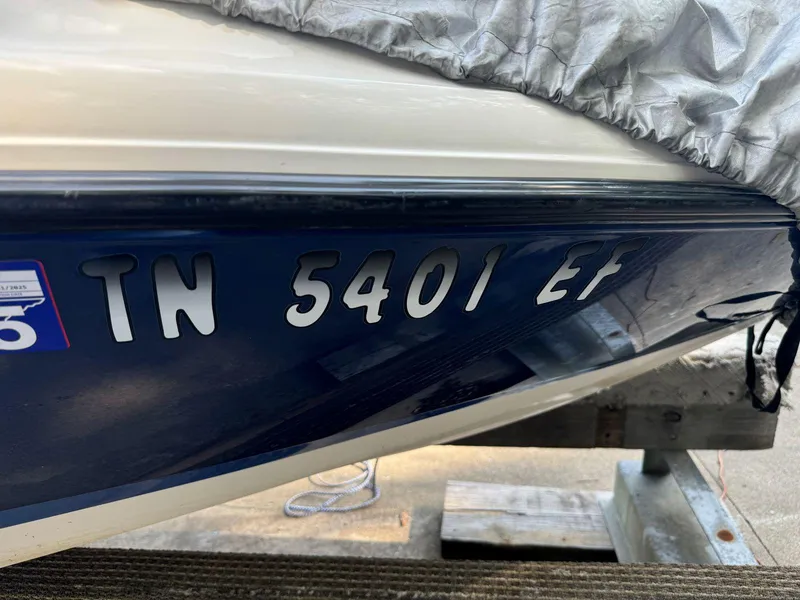 Slide: The Image of 2003 MasterCraft ProStar 197 boat with registration number TN 5401 EF. - 21