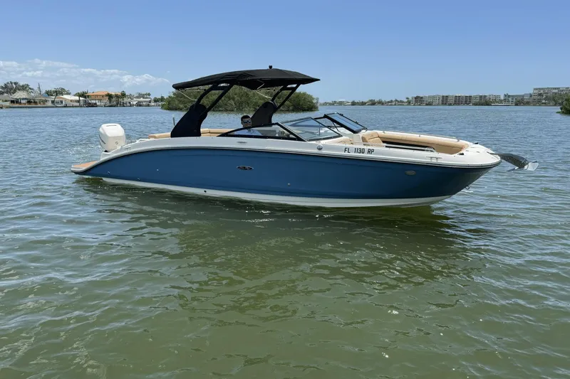 Slide: The Image of Sea Ray SDX 270 Outboard 2018 - 0