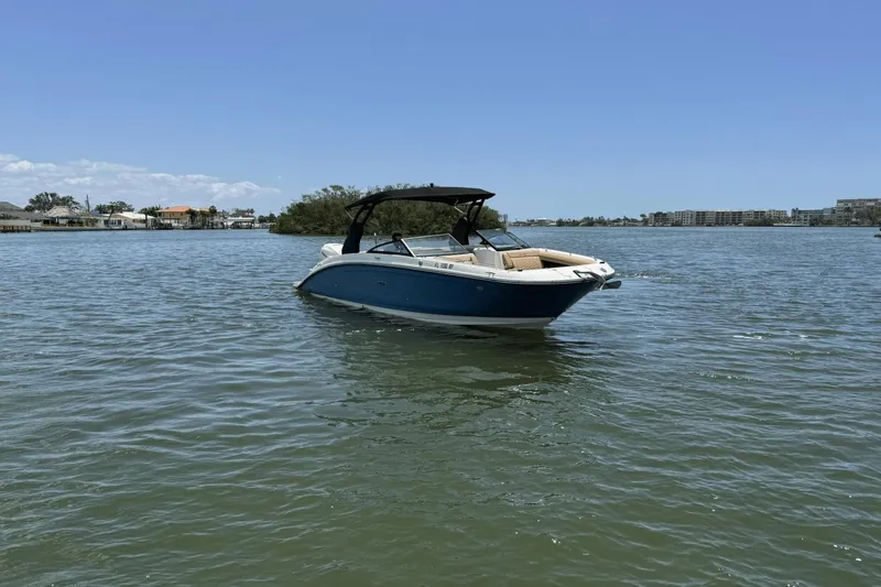 Slide: The Image of Sea Ray SDX 270 Outboard 2018 - 10