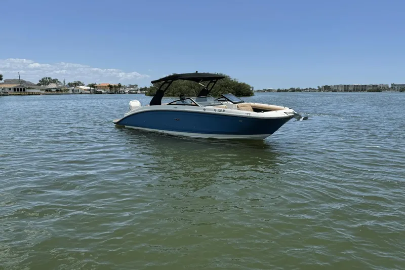 Slide: The Image of Sea Ray SDX 270 Outboard 2018 - 11