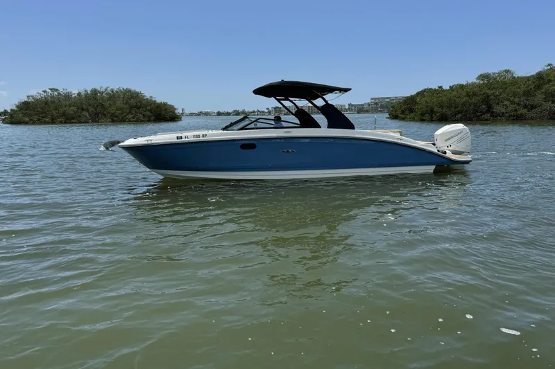 Slide: The Image of Sea Ray SDX 270 Outboard 2018 - 2