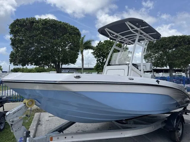 Slide: The Image of Yamaha 195 FSH Sport 2025 - 2