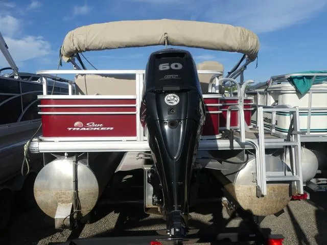 Slide: The Image of 2020 Sun Tracker FISHIN' BARGE® 20 DLX pontoon boat with 60 HP engine. - 5
