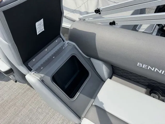 Slide: The Image of Bennington S Quad Bench 22 SSR Pontoon 2025 - 22